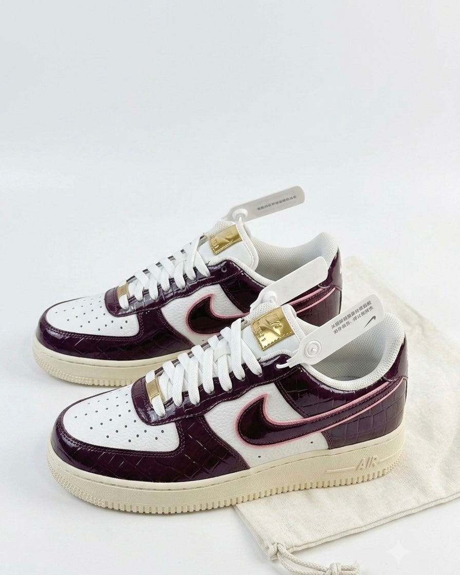 Nike Air Force 1 Sneakers