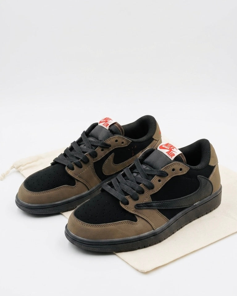 Nike Travis Scott Sneaker