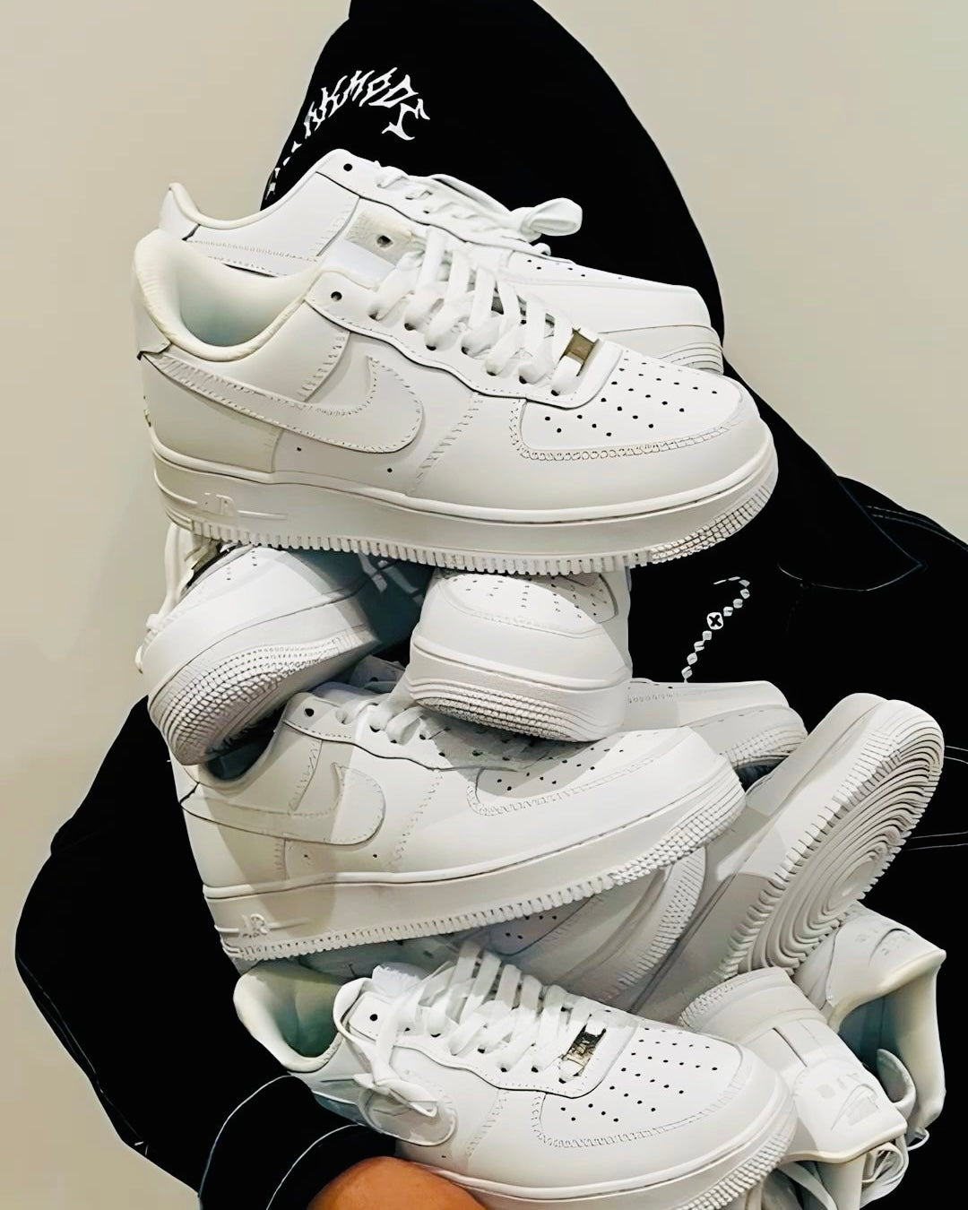 Sneakers collection cover