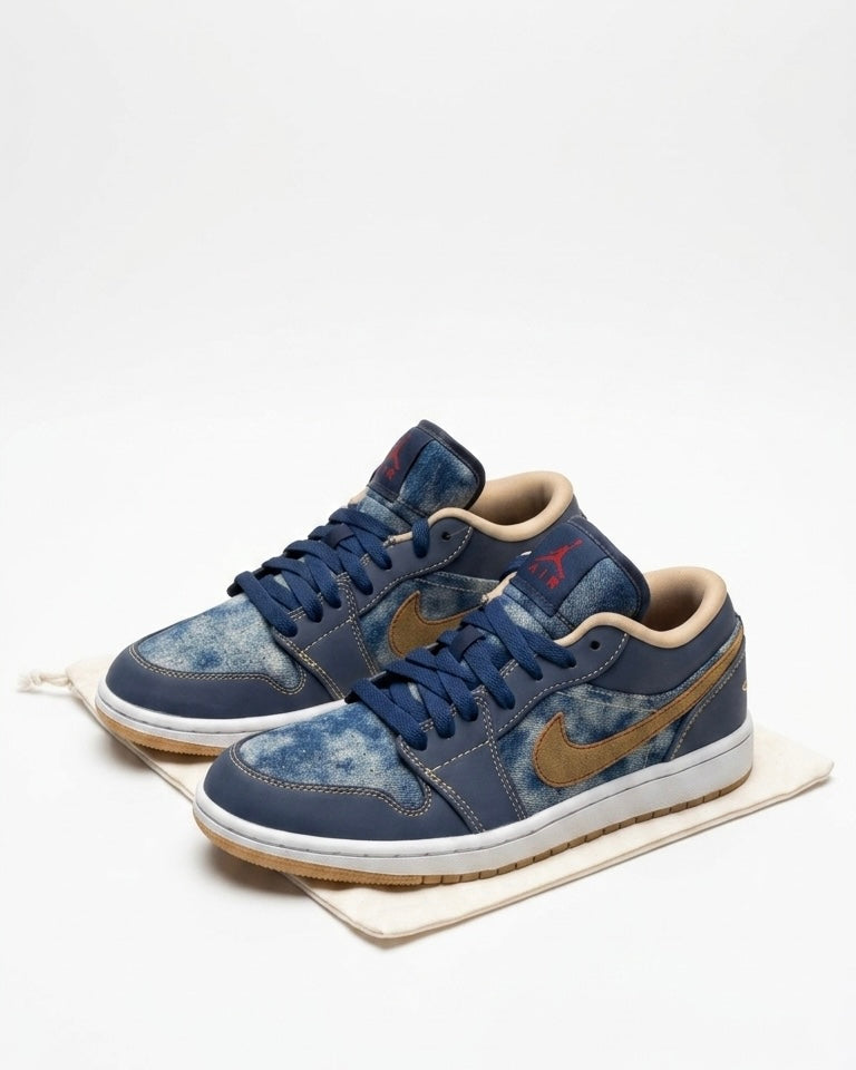 Nike Jordan 1 Low Sneakers