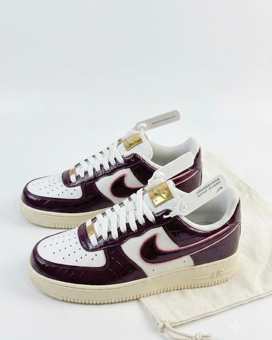Nike Air Force 1 Sneakers