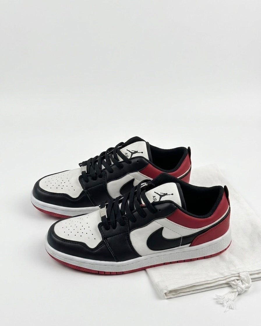 Nike Jordan 1 Sneakers