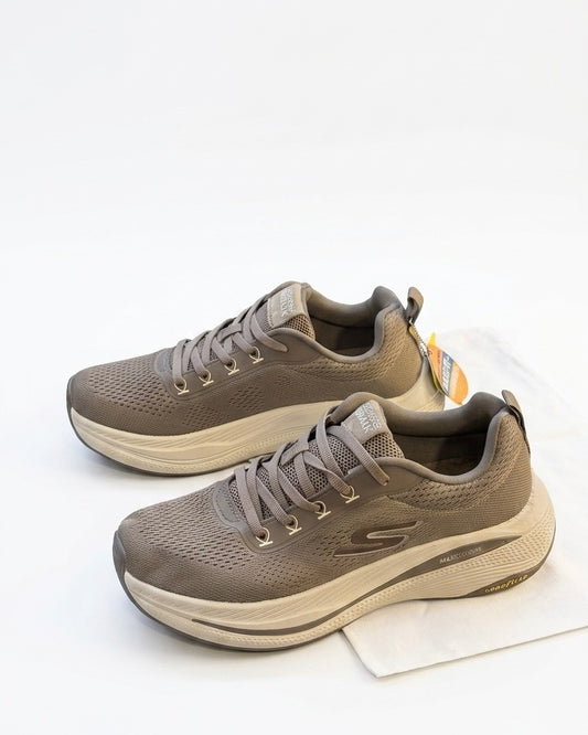 Skechers GO WALK Max Cushioning Sneaker