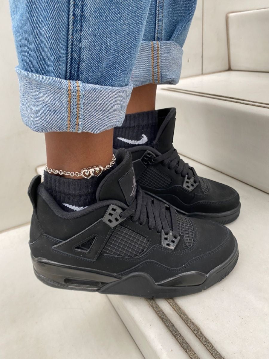 Air Jordan 4 retro ( black cat )