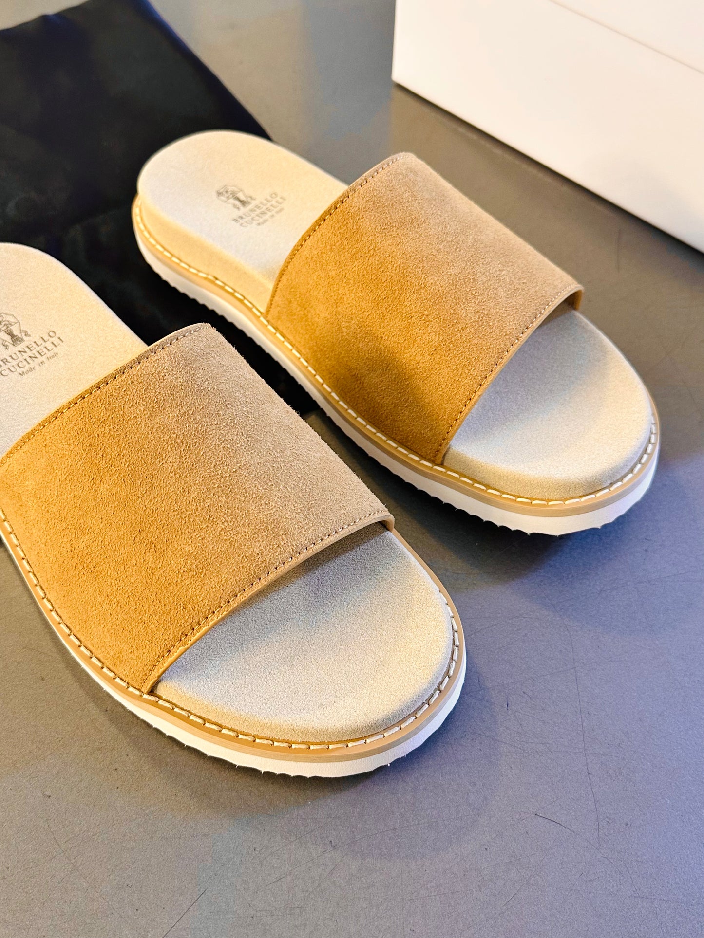 sandals