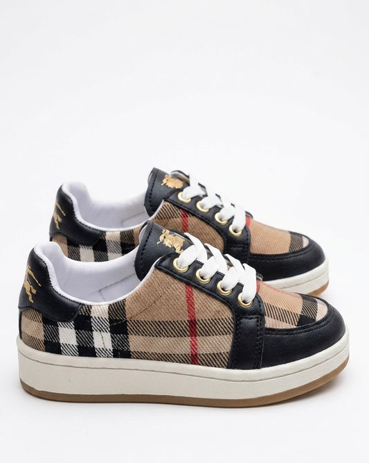 children's shoes