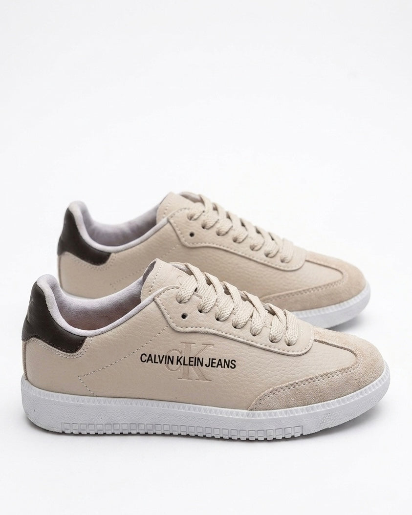 children's shoes