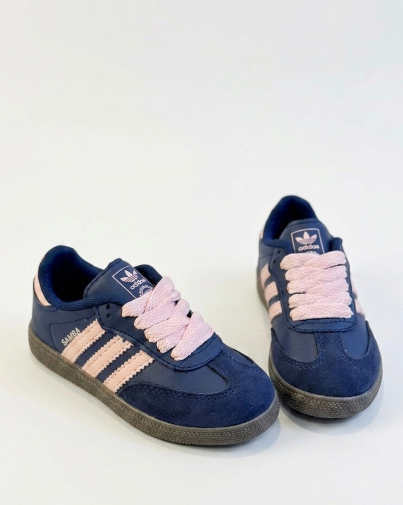 children's shoes
