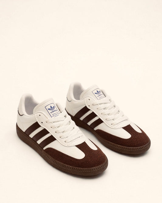 children's shoes